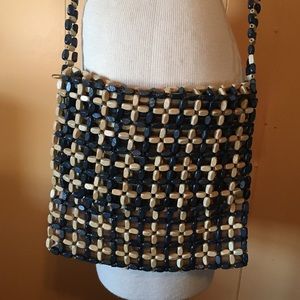 Elegant Woven Crossbody Bag in Navy and Cream